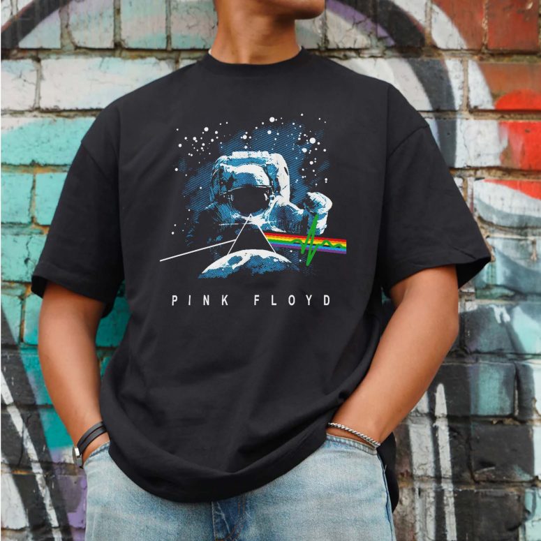 Pink Floyd Shirt - Dark Side Of The Moon Pyramid Astronaut