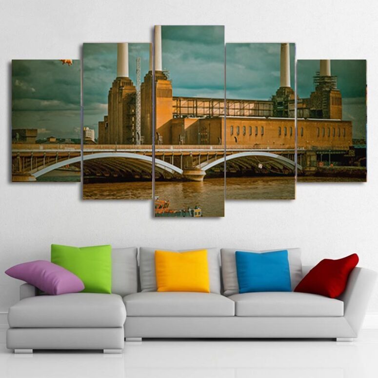 Flying Pig at Battersea Power Station Pink Floyd Canvas Flying Pig at Battersea Power Station Pink Floyd Canvas