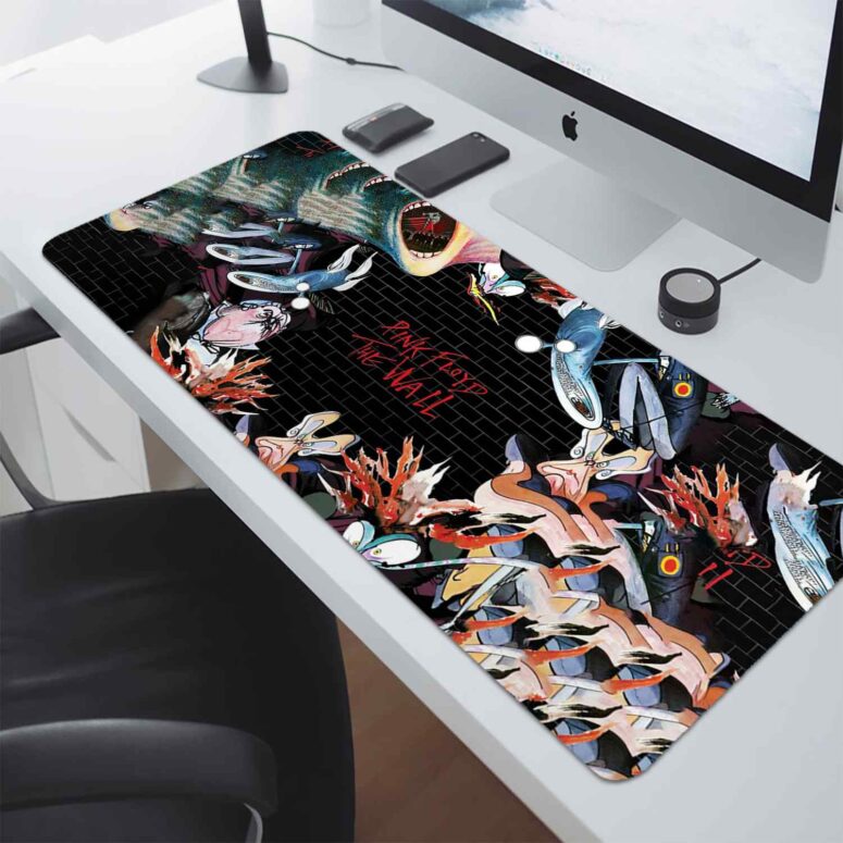 Pink Floyd - The Wall Immersion - Pink Floyd Mouse Desk Pad