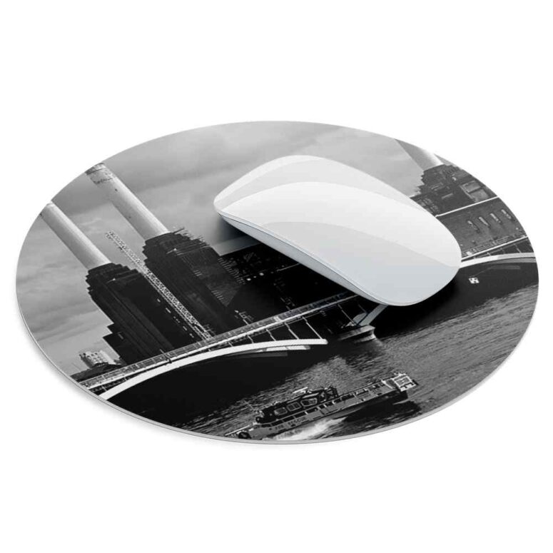 Pink Pig Over Battersea 3 Black & White - Pink Floyd Mouse Desk Pad