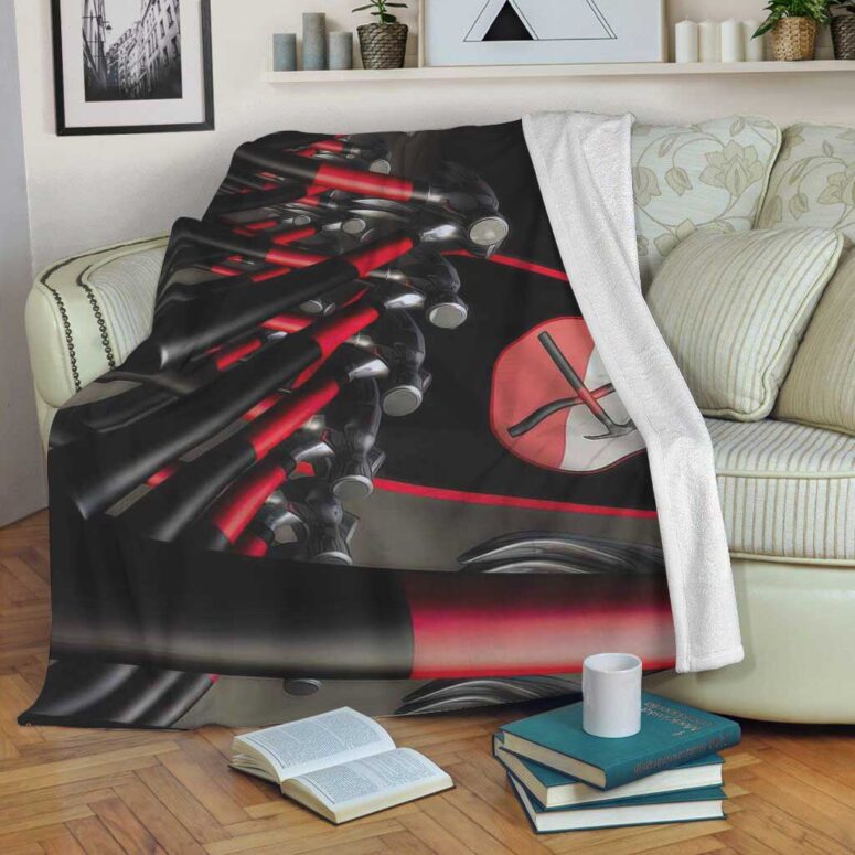 Pink Floyd Fleece Blanket - Hammer March Premium