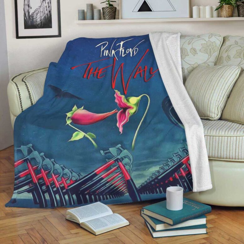 Pink Floyd Fleece Blanket - The Wall Hammer Flower Screaming Face Premium