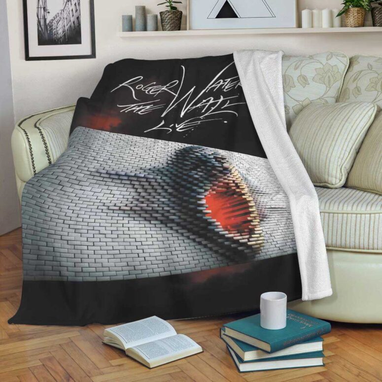 Pink Floyd Fleece Blanket - Roger Water The Wall Live Premium Pink Floyd Fleece Blanket - Roger Water The Wall Live Premium