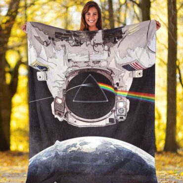 Pink Floyd Fleece Blanket - Dark Side Of The Moon Astronaut