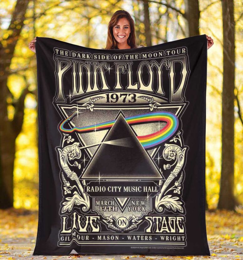 Pink Floyd Fleece Blanket - Dark Side of The Moon Tour 1973 Pink Floyd Fleece Blanket - Dark Side of The Moon Tour 1973