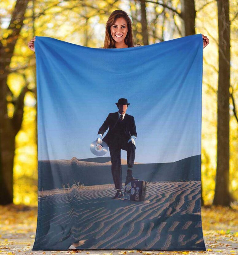 Pink Floyd Fleece Blanket - Wish You Were Here Desert Man in Bowler Premium