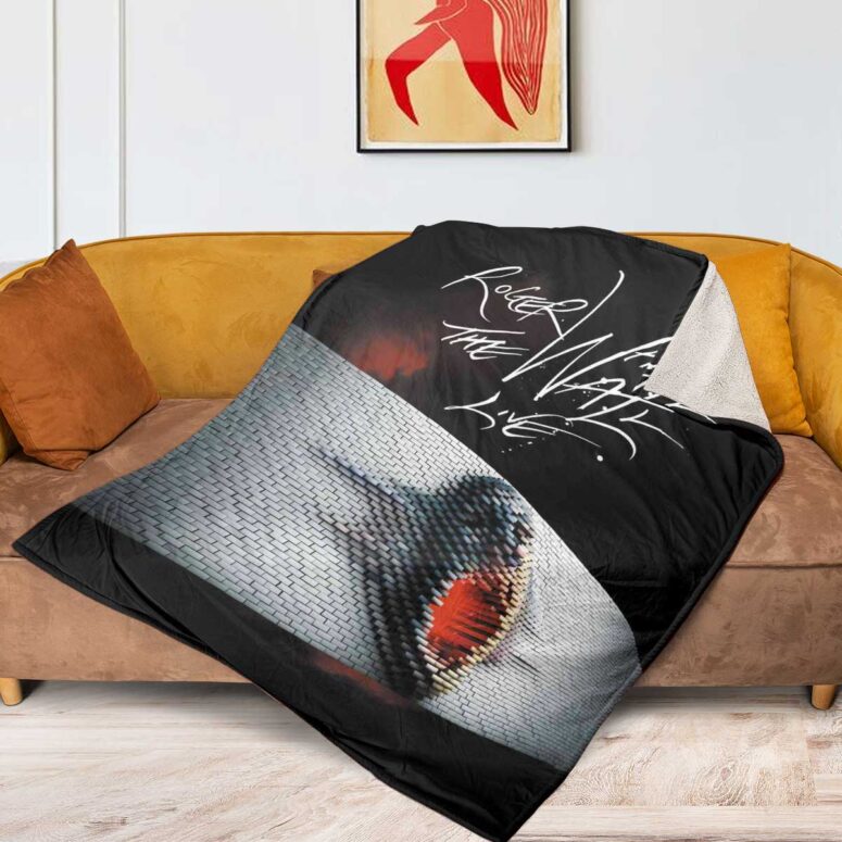 Pink Floyd Fleece Blanket - Roger Water The Wall Live Premium Pink Floyd Fleece Blanket - Roger Water The Wall Live Premium
