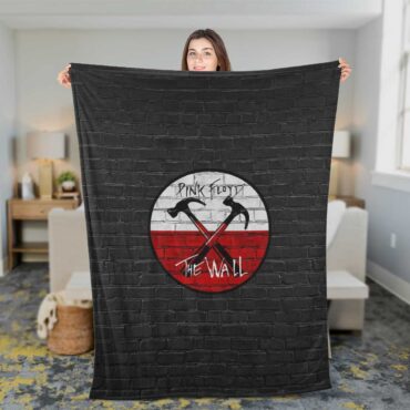 Pink Floyd Fleece Blanket - The Wall Emblem on Brick Background Premium