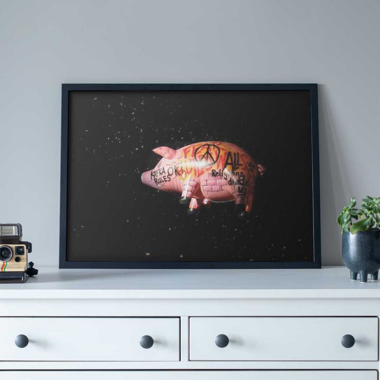 Pink Floyd Poster - Pink Floyds Flying Pig