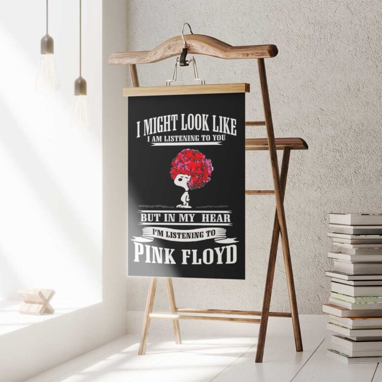 Pink Floyd Poster - Im Listening to Pink Floyd Snoopy