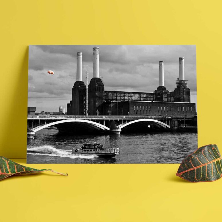 Pink Floyd Poster - Pink Pig Over Battersea 3 Black and White