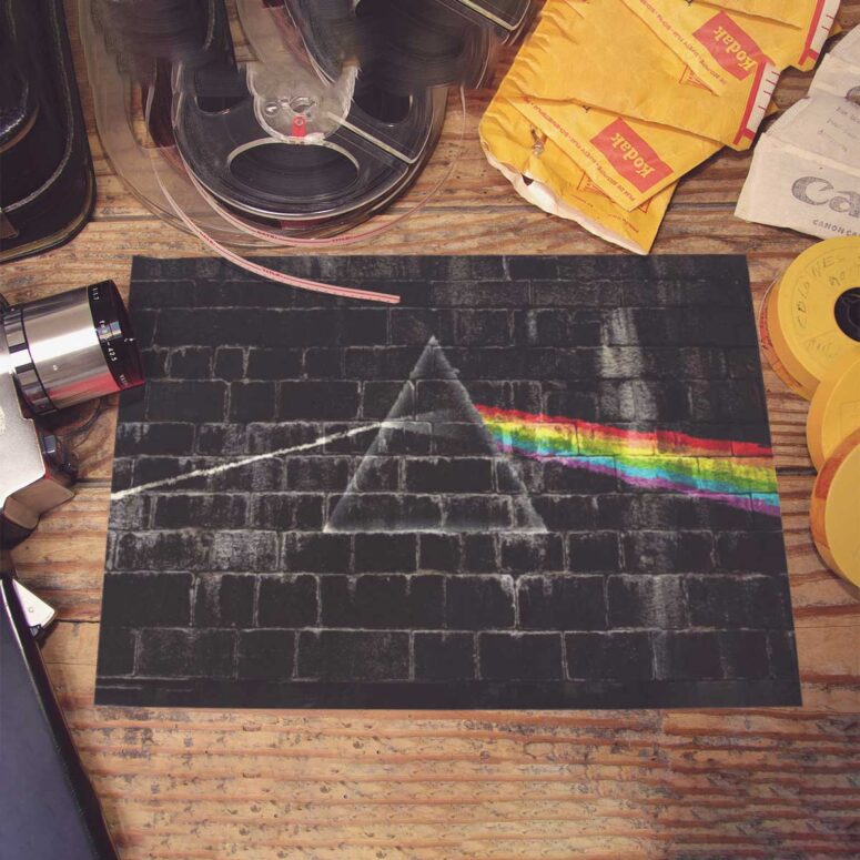 Pink Floyd Poster - The Dark Side Of The Moon In The Wall Art