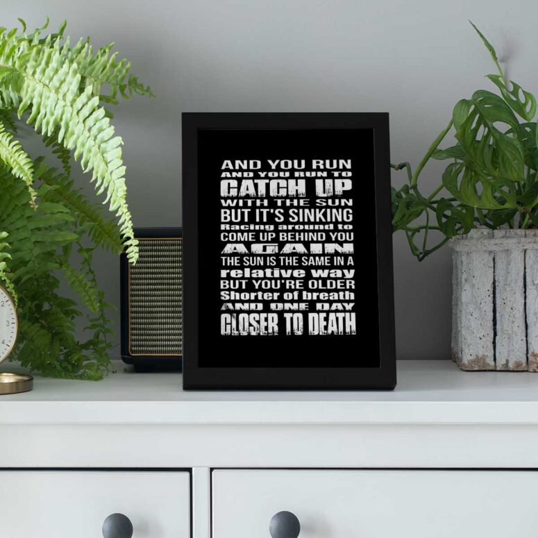 Pink Floyd Poster - And You Run and you run to catch up with the sun but it skinning