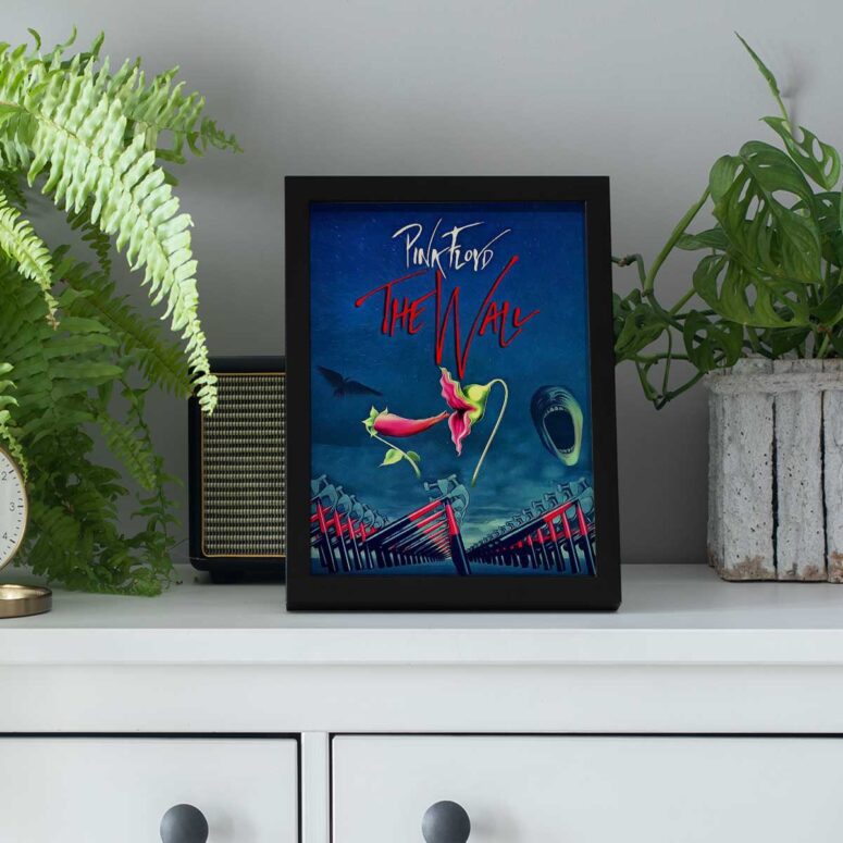Pink Floyd Poster - The Wall Hammer Flower Screaming Face Pink Floyd Poster - The Wall Hammer Flower Screaming Face