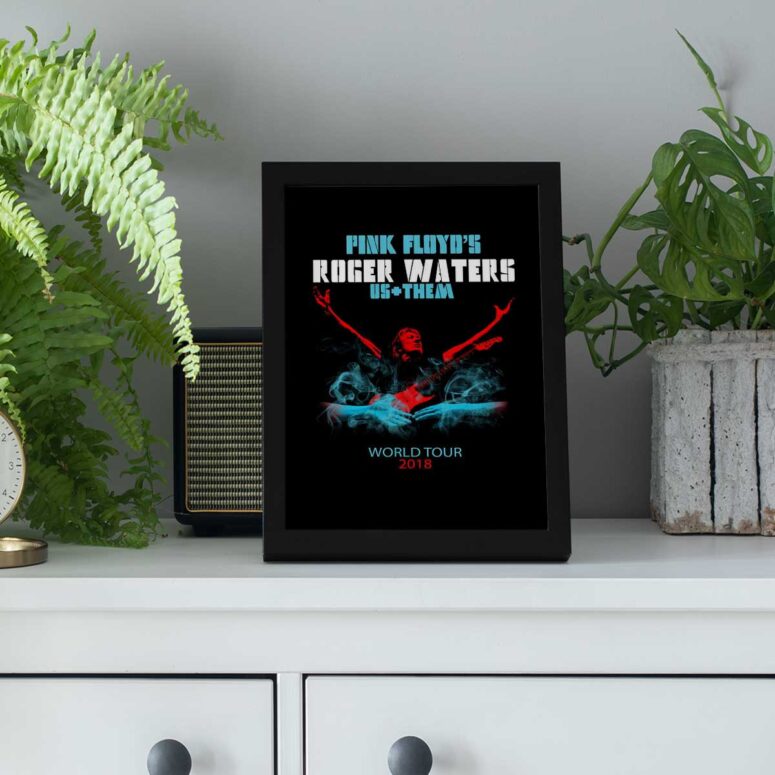 Pink Floyd Poster - Roger Waters US x Them World Tour 2018 Pink Floyd Poster - Roger Waters US x Them World Tour 2018