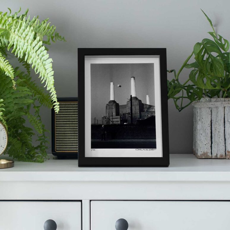 Pink Floyd Poster - Pink Pig Over Battersea 3 Black and White Sign Pink Floyd Poster - Pink Pig Over Battersea 3 Black and White Sign