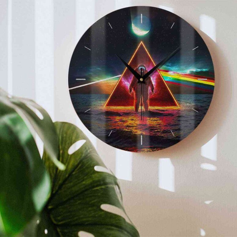 Pink Floyd Wooden Clock - Astronaut Dark Side Of The Moon