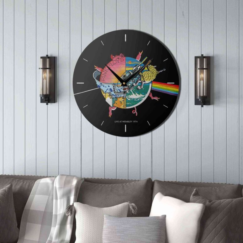 Pink Floyd Wooden Clock - Wish You Were Here Live At WemBley 1974 Pink Floyd Wooden Clock - Wish You Were Here Live At WemBley 1974