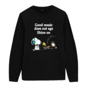 Good Music Does Not Age Shine On Pink Floyd Snoopy Front Longsleeve Black - OtherBrick