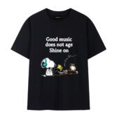 Good Music Does Not Age Shine On Pink Floyd Snoopy Front Tshirt Black - OtherBrick