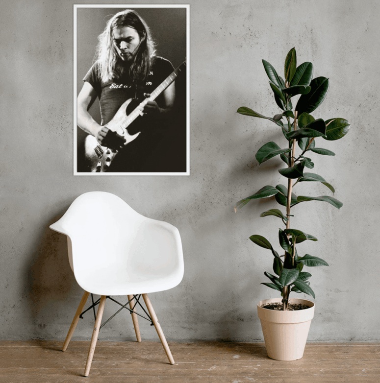 Pink Floyd Poster - Gilmour at Earls Court with the Black Strat 1973 Pink Floyd Poster - Gilmour at Earls Court with the Black Strat 1973