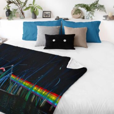 Flamingo DSOTM Pink Floyd Velveteen Plush Blanket