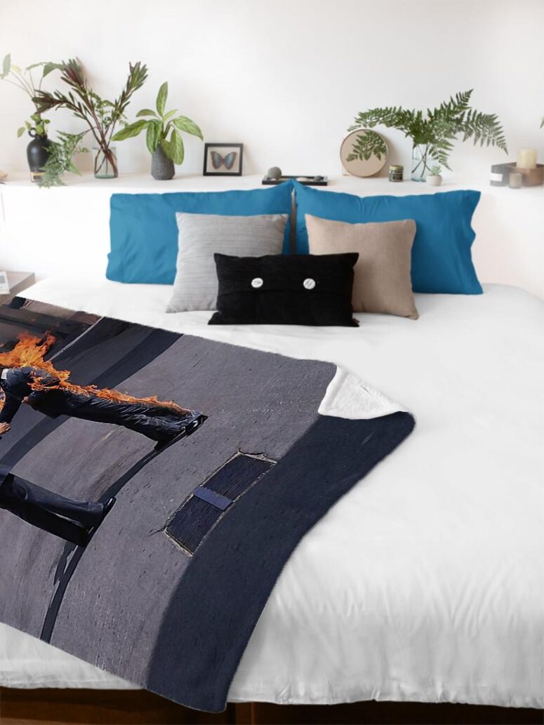 HandShake Wish You Were Here Pink Floyd Velveteen Plush Blanket