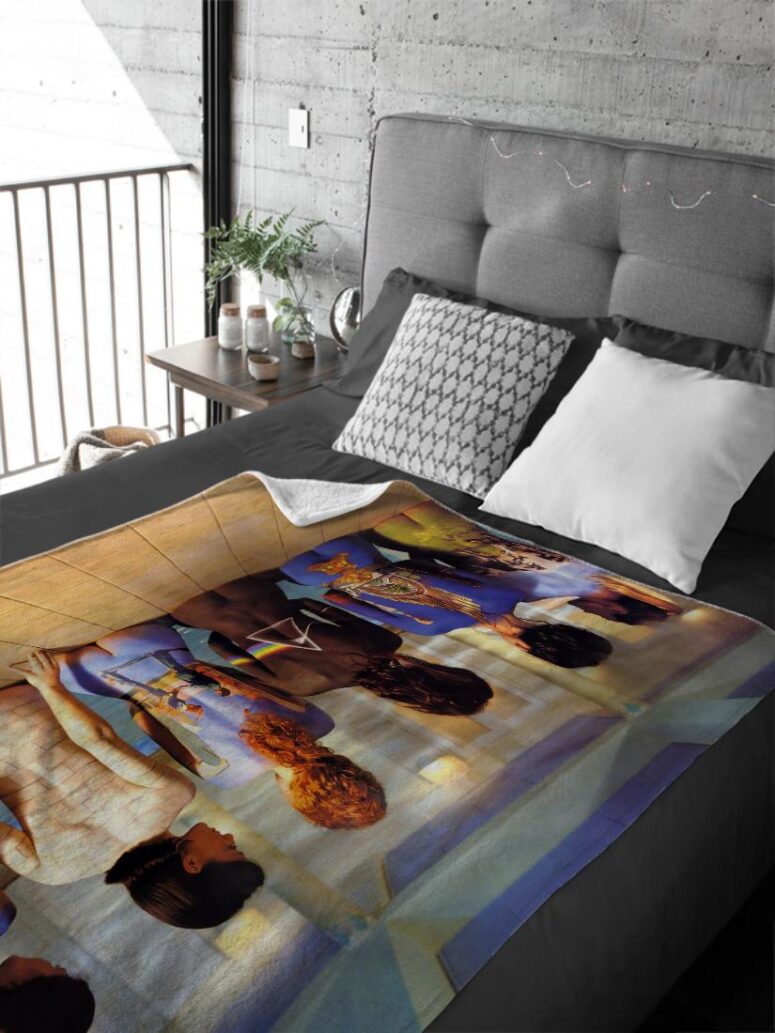 Pink Floyd Back Art Velveteen Plush Blanket