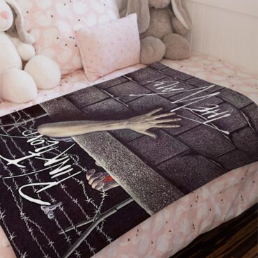 Pink Floyd Escape from The Wall Velveteen Plush Blanket
