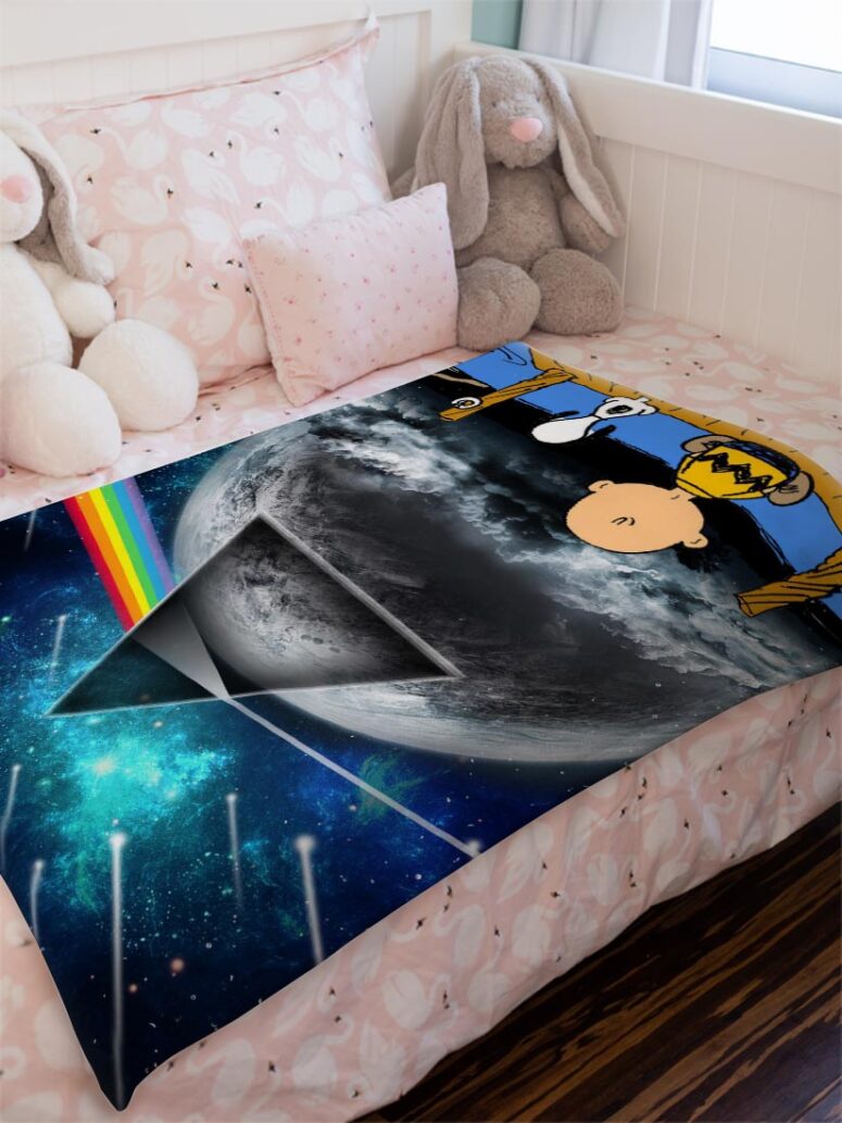 Snoopy And Charlie Brown Looking Dark Side Of The Moon Pink Floyd Velveteen Plush Blanket