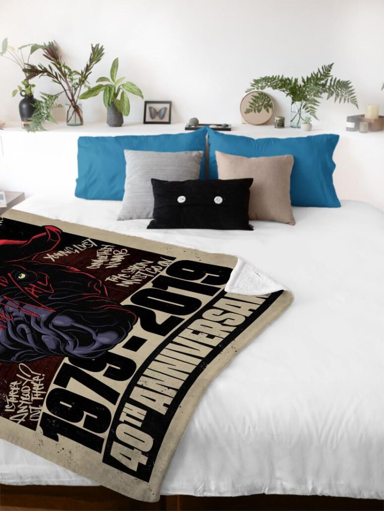 The Wall 40th Anniversary Fan Pink Floyd Posters Pink Floyd Velveteen Plush Blanket The Wall 40th Anniversary Fan Pink Floyd Posters Pink Floyd Velveteen Plush Blanket
