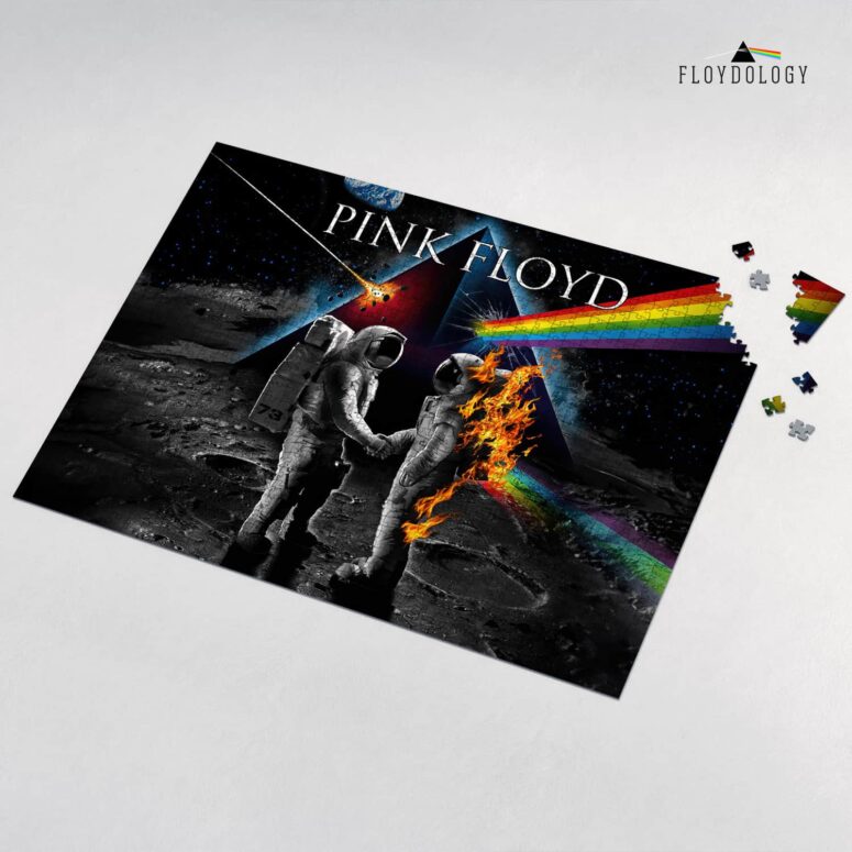 Wish You Were Here DSOTM Astronaut Handshake Pink Floyd Puzzle Wish You Were Here DSOTM Astronaut Handshake Pink Floyd Puzzle