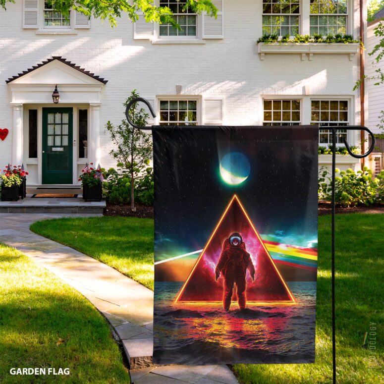 Astronaut Dark Side Of The Moon Pink Floyd Flag