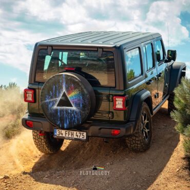 Pink Floyd Dark Side Of Moon Art Blue Spare Tire Cover