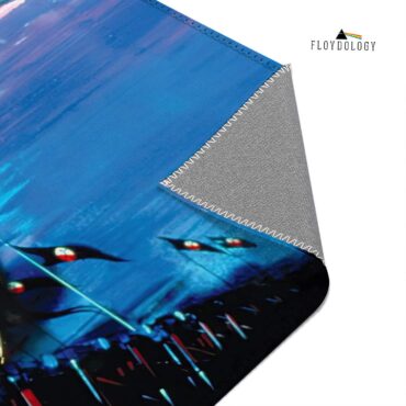 The Wall Hammers and Scream Pink Floyd Rug