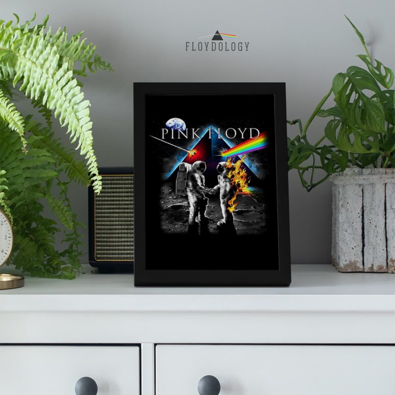 Pink Floyd Wish You Were Here DSOTM Astronaut Handshake Poster Pink Floyd Wish You Were Here DSOTM Astronaut Handshake Poster