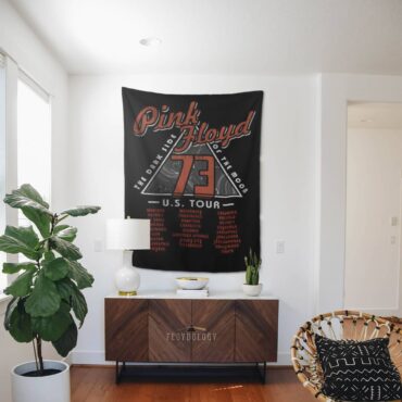 Vintage US Tour 1937 Pink Floyd Eye Catching Dark Side back Tapestry