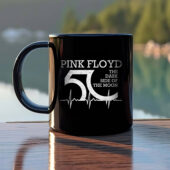 Mug Black 1 Pink Floyd Dark Side Of The Moon 50 Years In A Heartbeat - OtherBrick