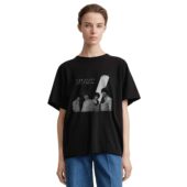 Mockup Tshirt Black Woman Front Pink Floyd The Early Years 1965 1972 Black Shirt - OtherBrick