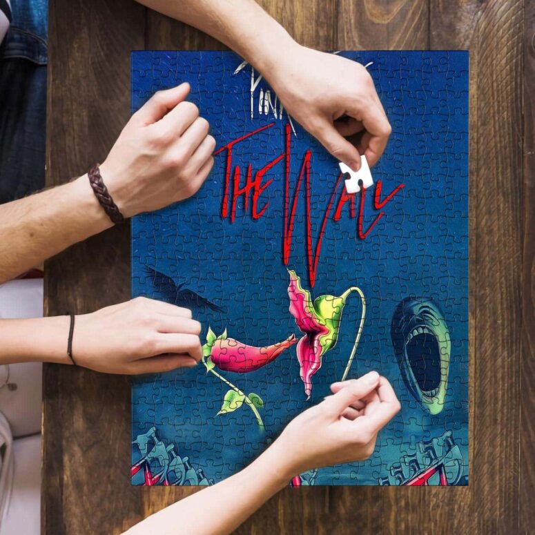 The Wall Hammer Flower Screaming Face Puzzle