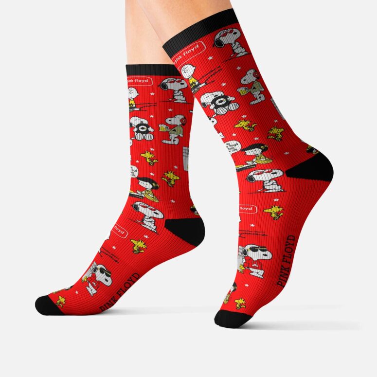 Snoopy And Charlie Brown The Wall DSOTM Pink Floyd Socks Snoopy And Charlie Brown The Wall DSOTM Pink Floyd Socks