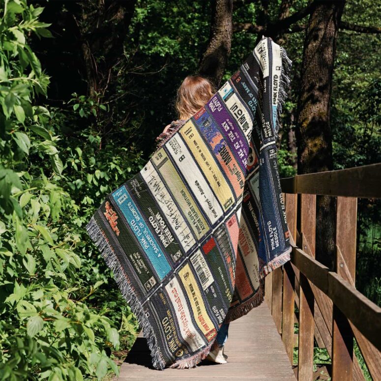 34 Album Cassette Pink Floyd Woven Blanket