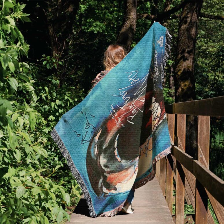 Pink Floyd Screaming Face Signed Mini Waters Geldof and Parker Woven Blanket Pink Floyd Screaming Face Signed Mini Waters Geldof and Parker Woven Blanket