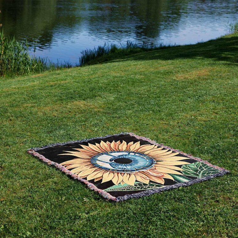 The Sunflower cry Painting Woven Blanket