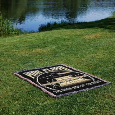Vintage Pyramid Dark Side Woven Blanket