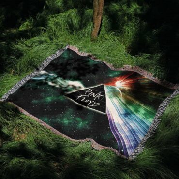 Dark Side Of Moon Galaxy Green Woven Blanket