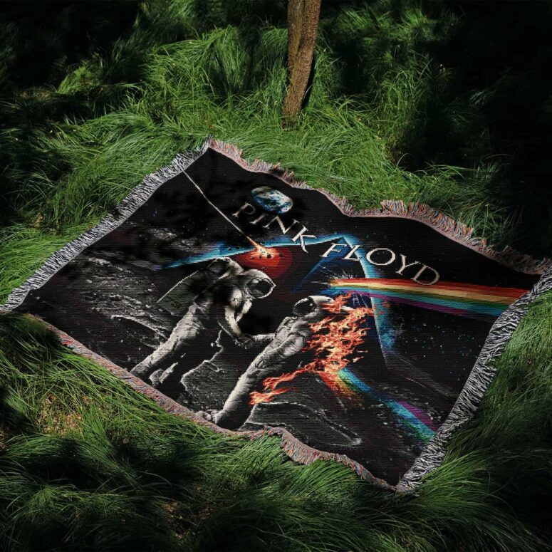 Wish You Were Here DSOTM Astronaut Handshake Woven Blanket Wish You Were Here DSOTM Astronaut Handshake Woven Blanket