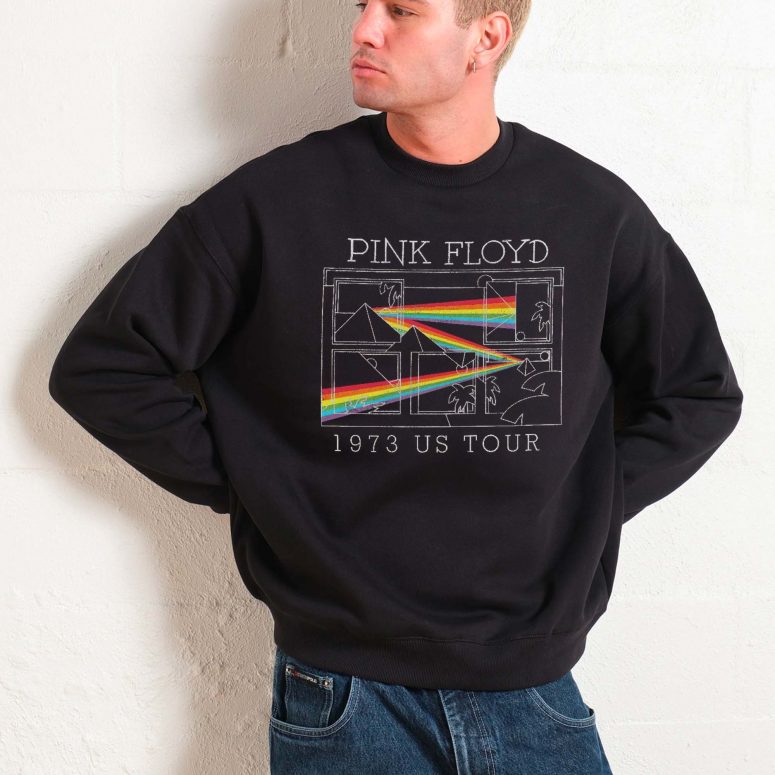 The Dark Side of The Moon Tour 1973 Maze Pink Floyd Shirt The Dark Side of The Moon Tour 1973 Maze Pink Floyd Shirt