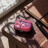 Pink Floyd Airpods Case - Comfortably Numb