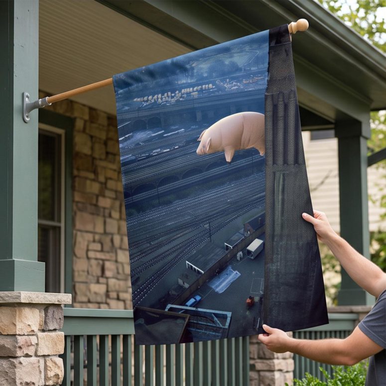 Pink Floyd Flag - Animals 2018 Remix Algie Pig
